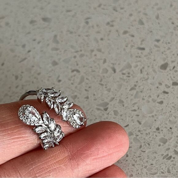 Water Drop Shape Cubic Zirconia stainless steel Ring - Picture 5 of 10